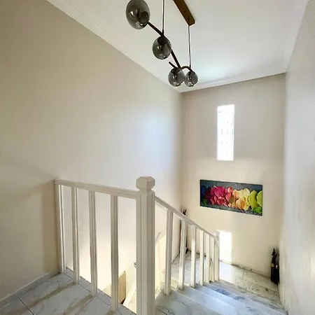 Villa Alacati Renovated With Large Pool Cesme