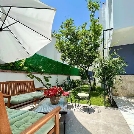 Villa Alacati Renovated With Large Pool Cesme